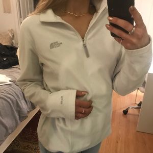 The North Face sweater pullover white